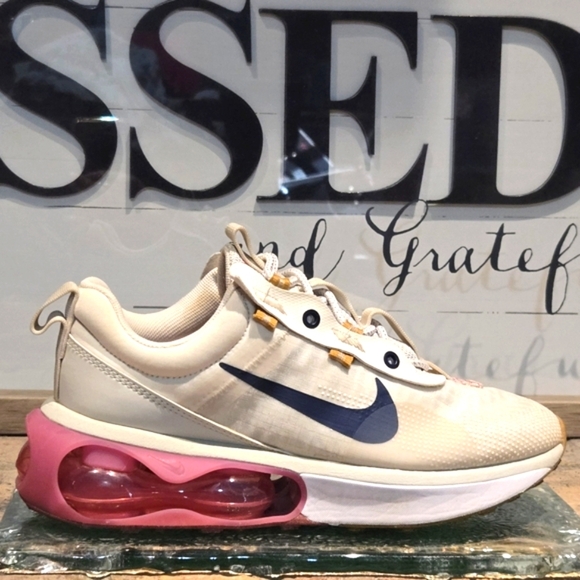 Nike Air Max Phantom 2021 Off White Pink Wmn Sz 9 #DC9478 001 - Picture 1 of 10